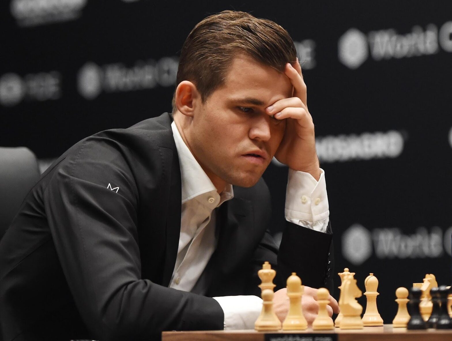 Magnus Carlsen: Chess & Genius IQ