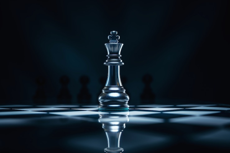 a King chess piece